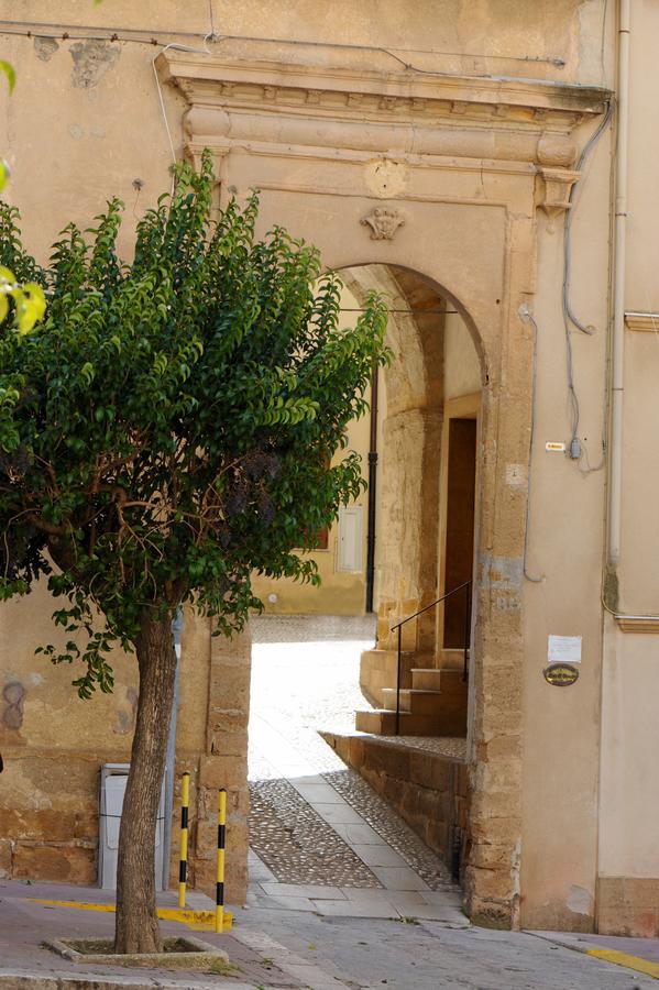 Il Cortile Del Marchese Beccadelli Bed & Breakfast Sambuca di Sicilia Exterior photo