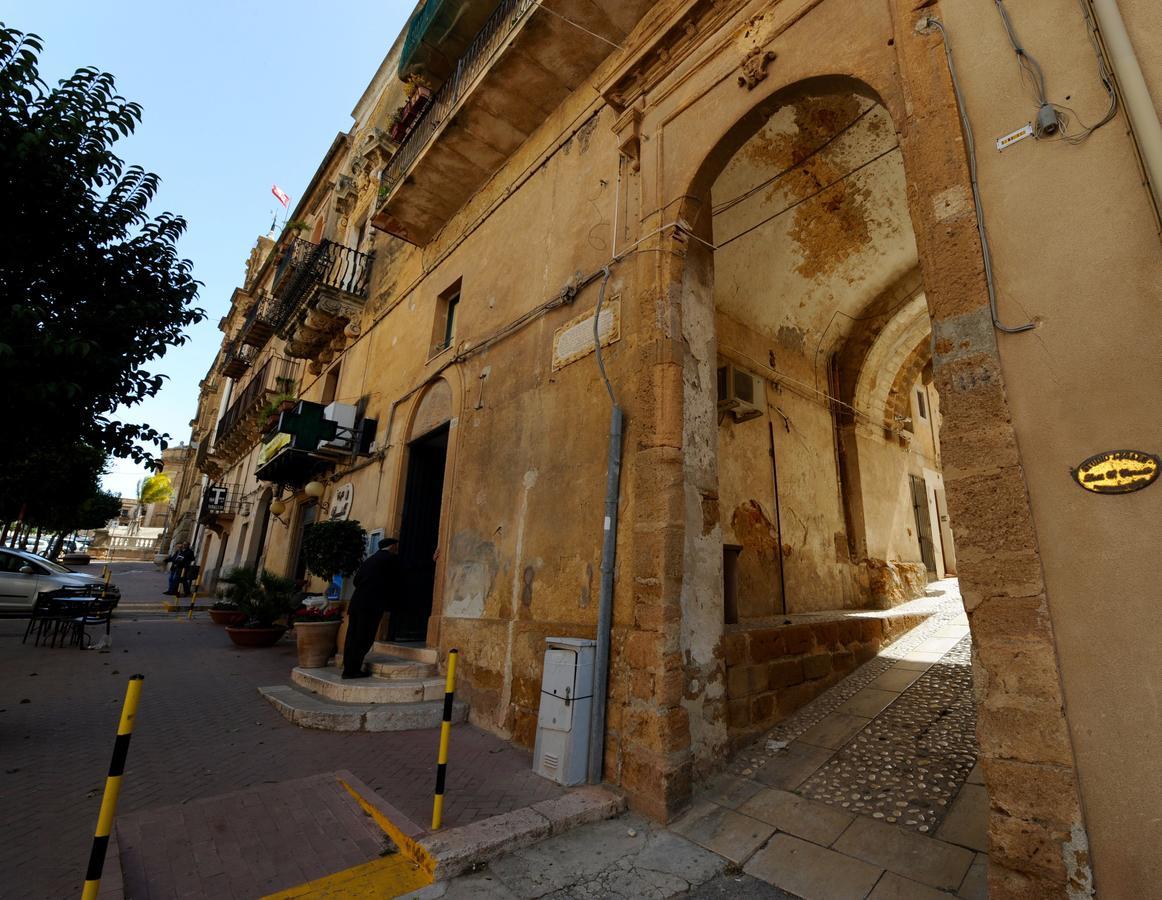 Il Cortile Del Marchese Beccadelli Bed & Breakfast Sambuca di Sicilia Exterior photo